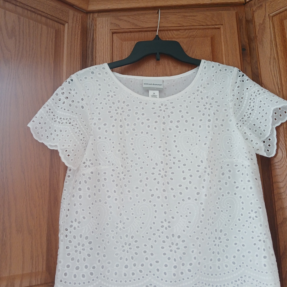 Alfred Dunner White Eyelet Blouse